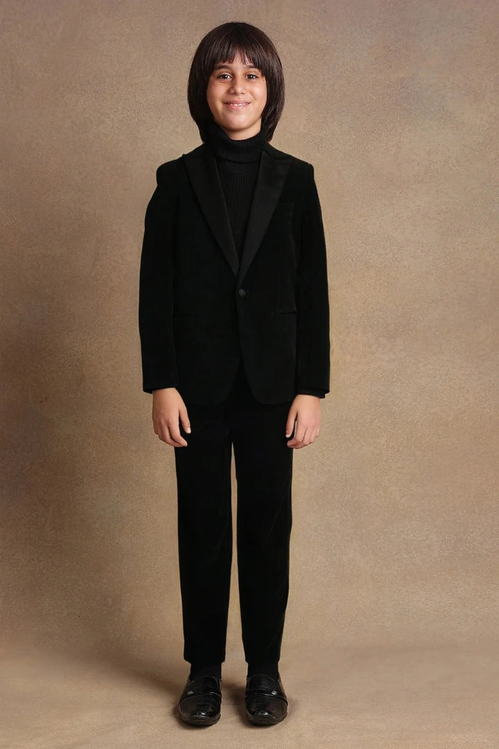 boy-black-two-piece-suit-stylish-velvet-tuxedo-suit-party-wear-suit