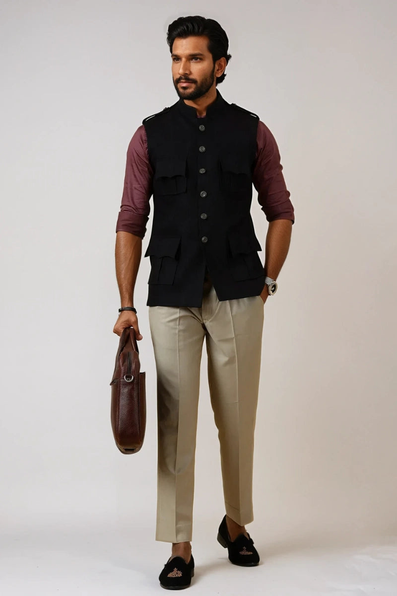Men’s black tweed hunter jacket with box pleated pockets and metal buttons