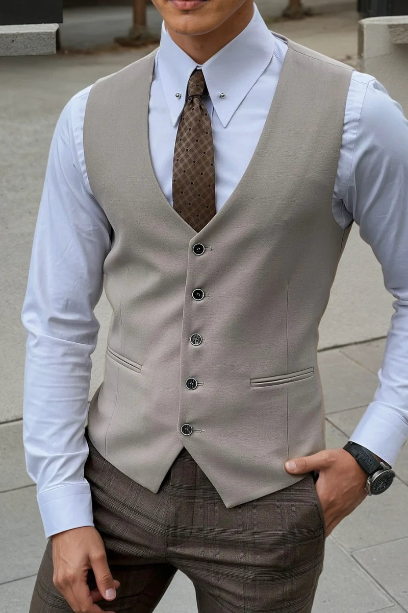 Stylish men’s grey waistcoat with V-neck and button closure
