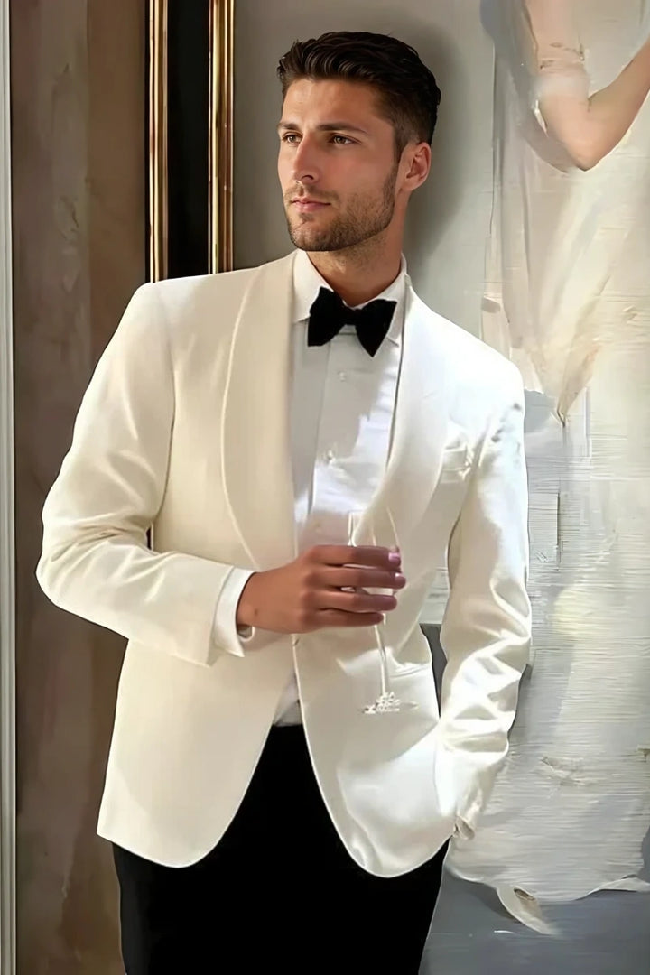 Men’s off‑white single‑breasted formal blazer with shawl collar for wedding or party wear
