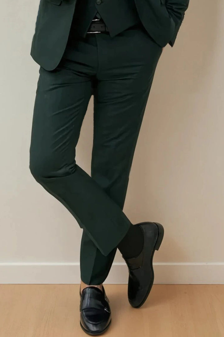 Modern 3-piece suit for weddings