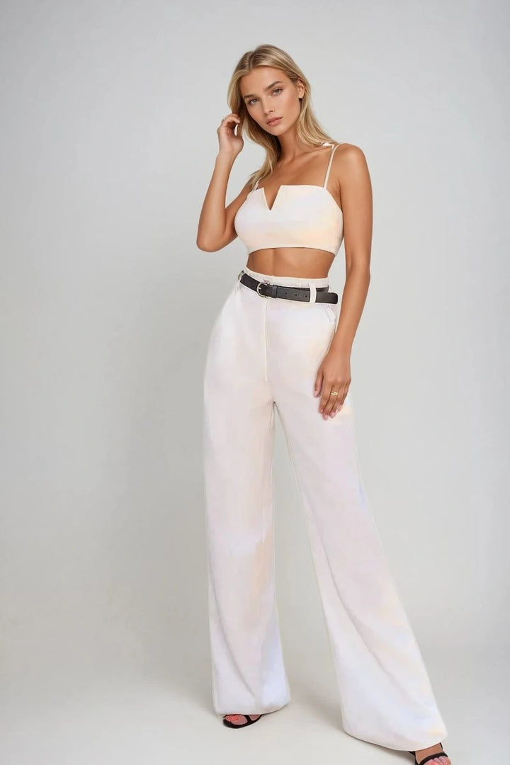 Women’s white bootcut pant with adjustable waist belt