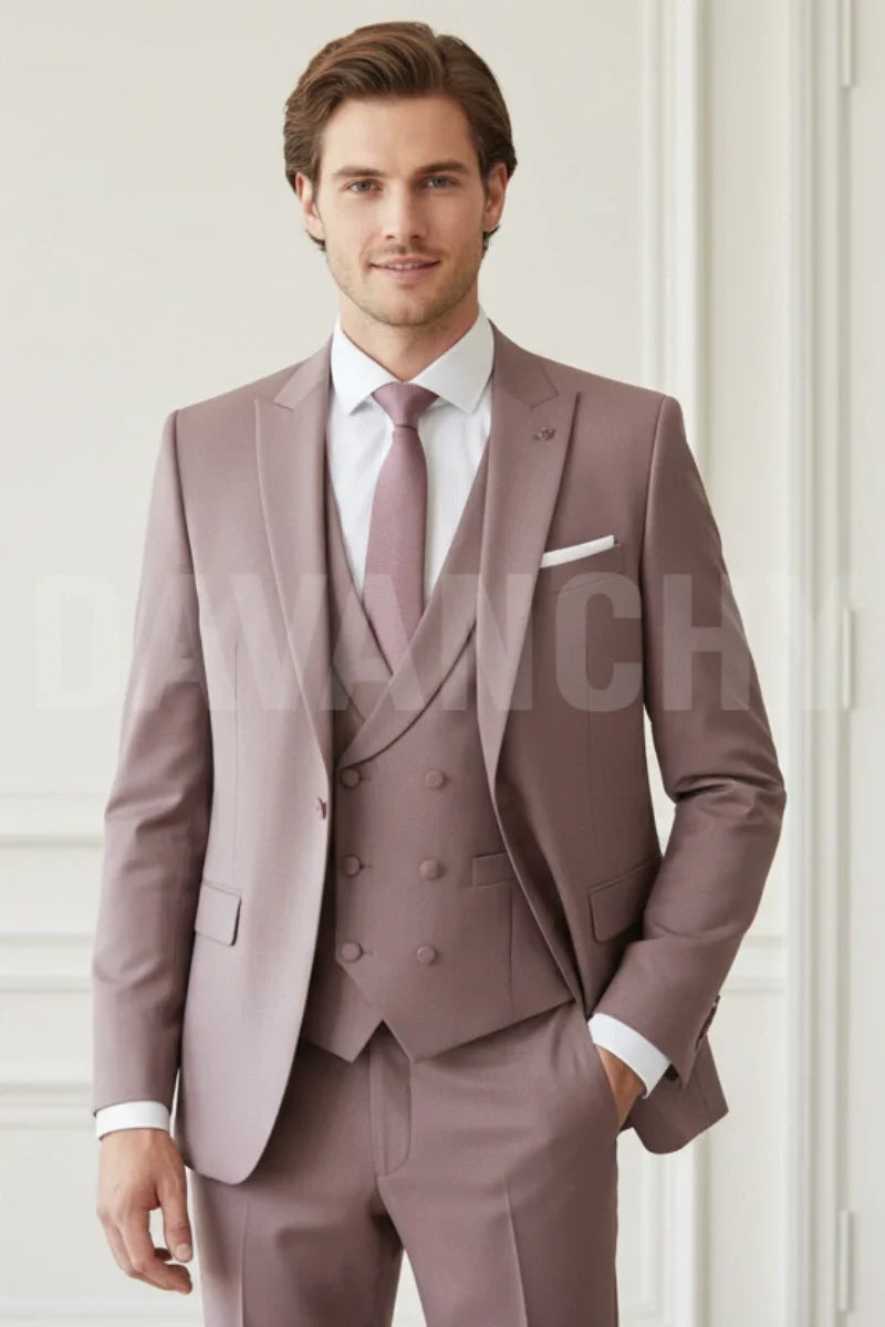 Best Bespoke Suits in America: Why Discerning Men Choose DAVANCHY