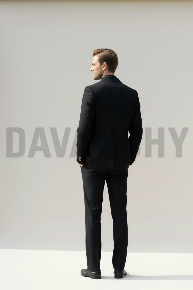 Black tailored suit smart business look-Back