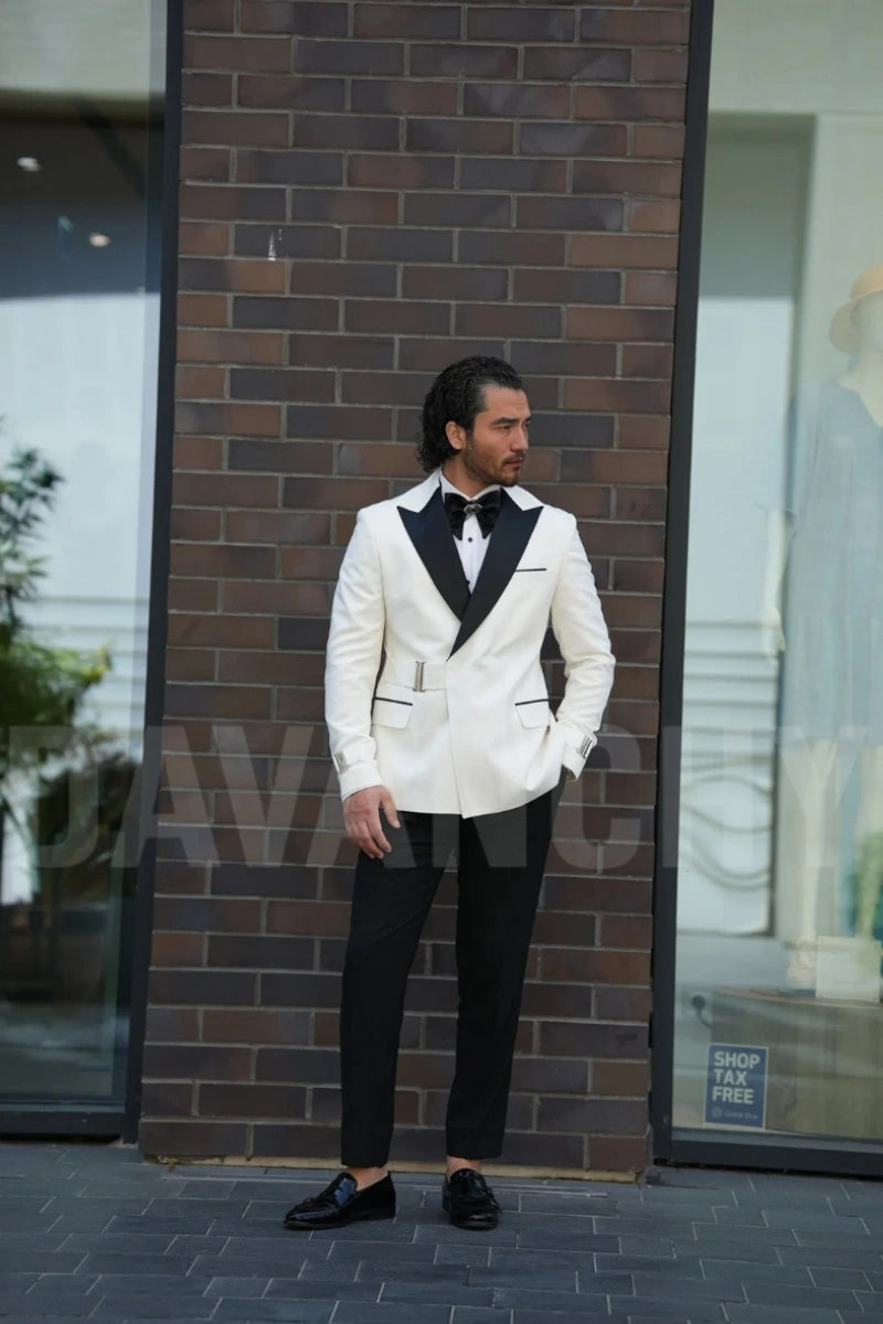 men pant with zip fly, hook closure and adjustable waistband
