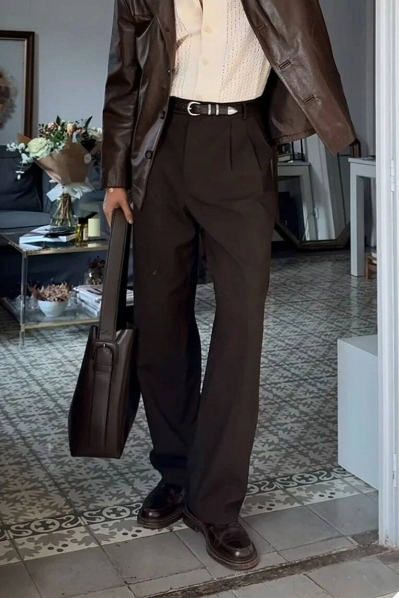 Men brown classic vintage pleated pant--Front