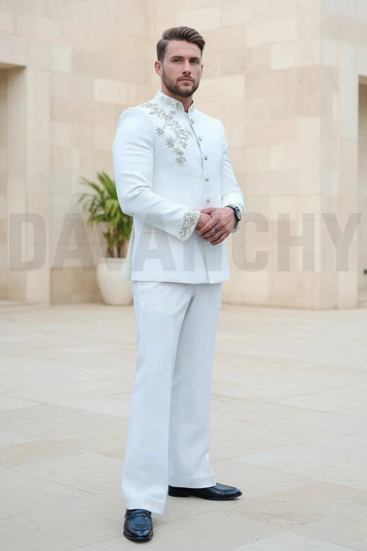 Tailored fir formal two piece suit for men-Side