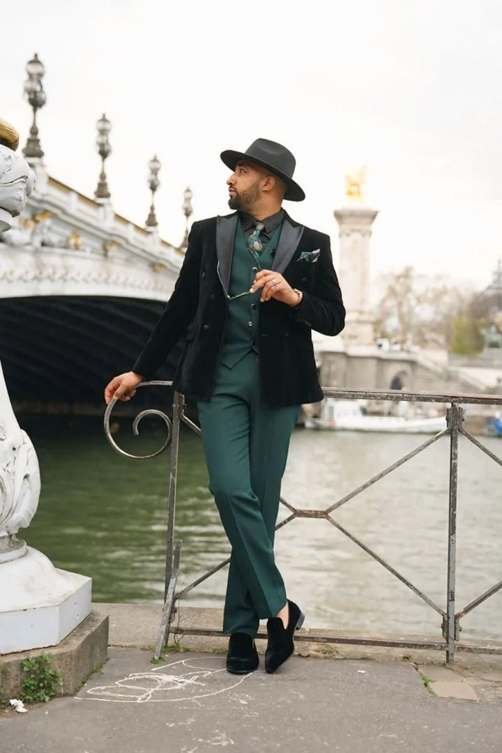 Designer Contrast Three-Piece Suit - Stylish