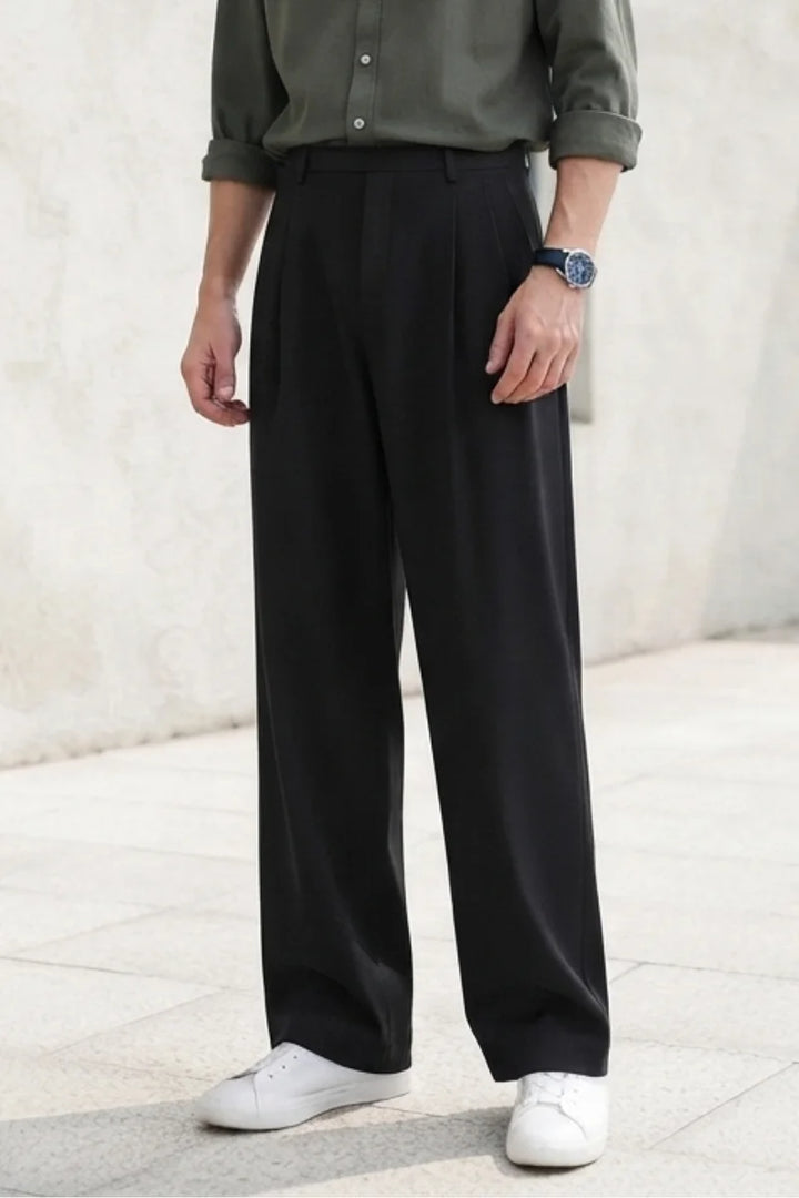 Men’s Black Pleated Pants Front
