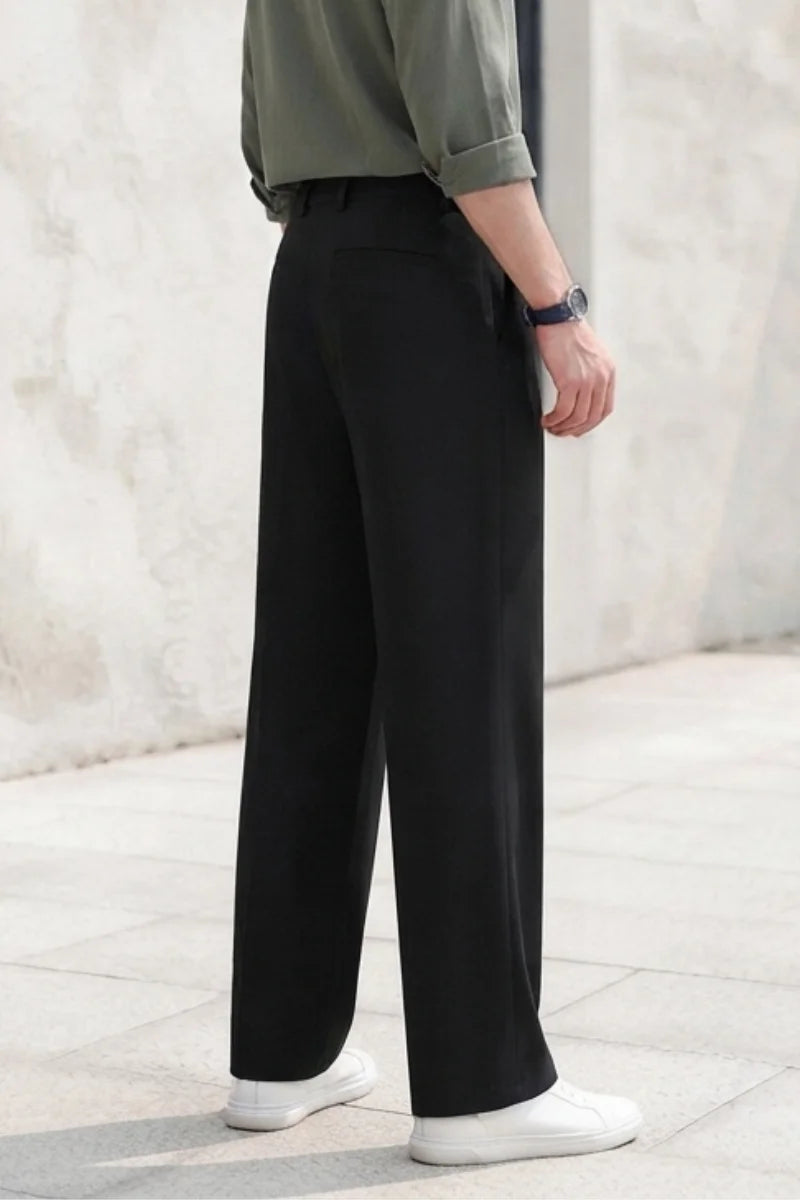 Men Black Pleated Pants Side
