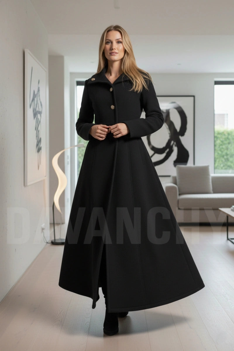 Single-breasted black princess coat with wide open collar-front
